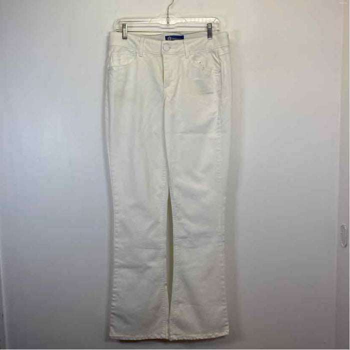 Pre-Owned Size 8/M Democracy White Jeans