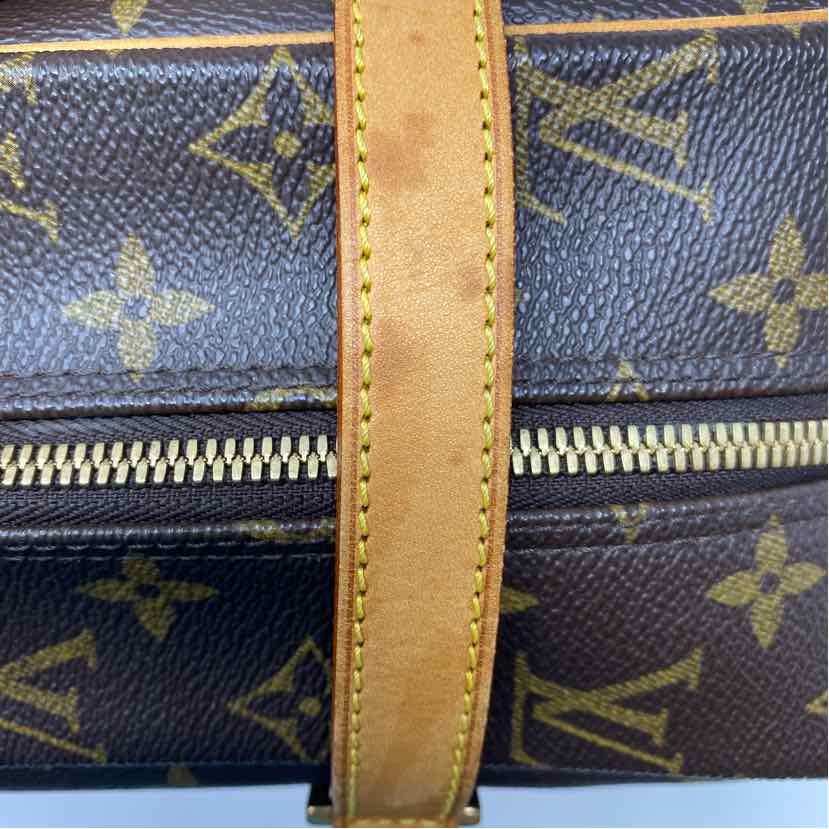 Pre-Owned Louis Vuitton Monogram Canvas Designer Handbag