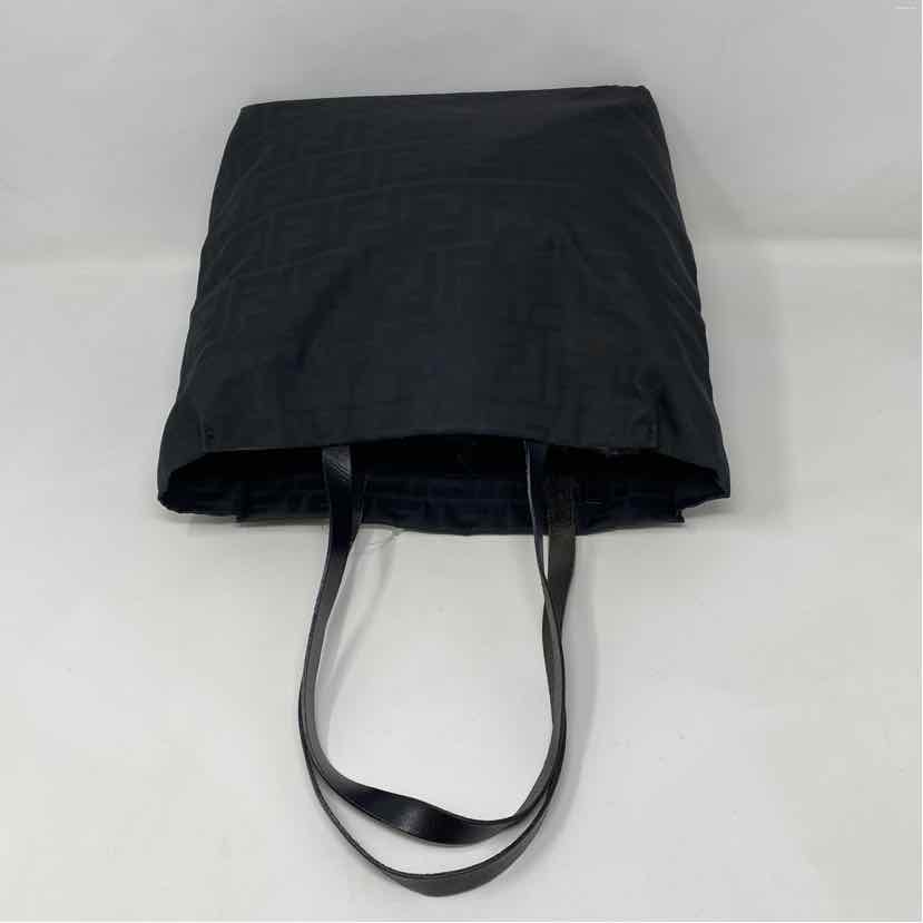 Pre-Owned Fendi Black Nylon Designer Handbag