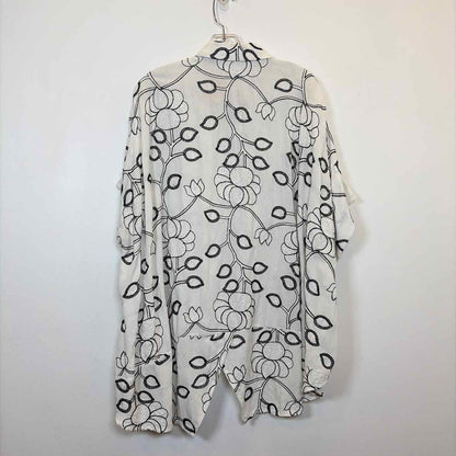 Pre-Owned Size M Made in Italy White/ Black Top