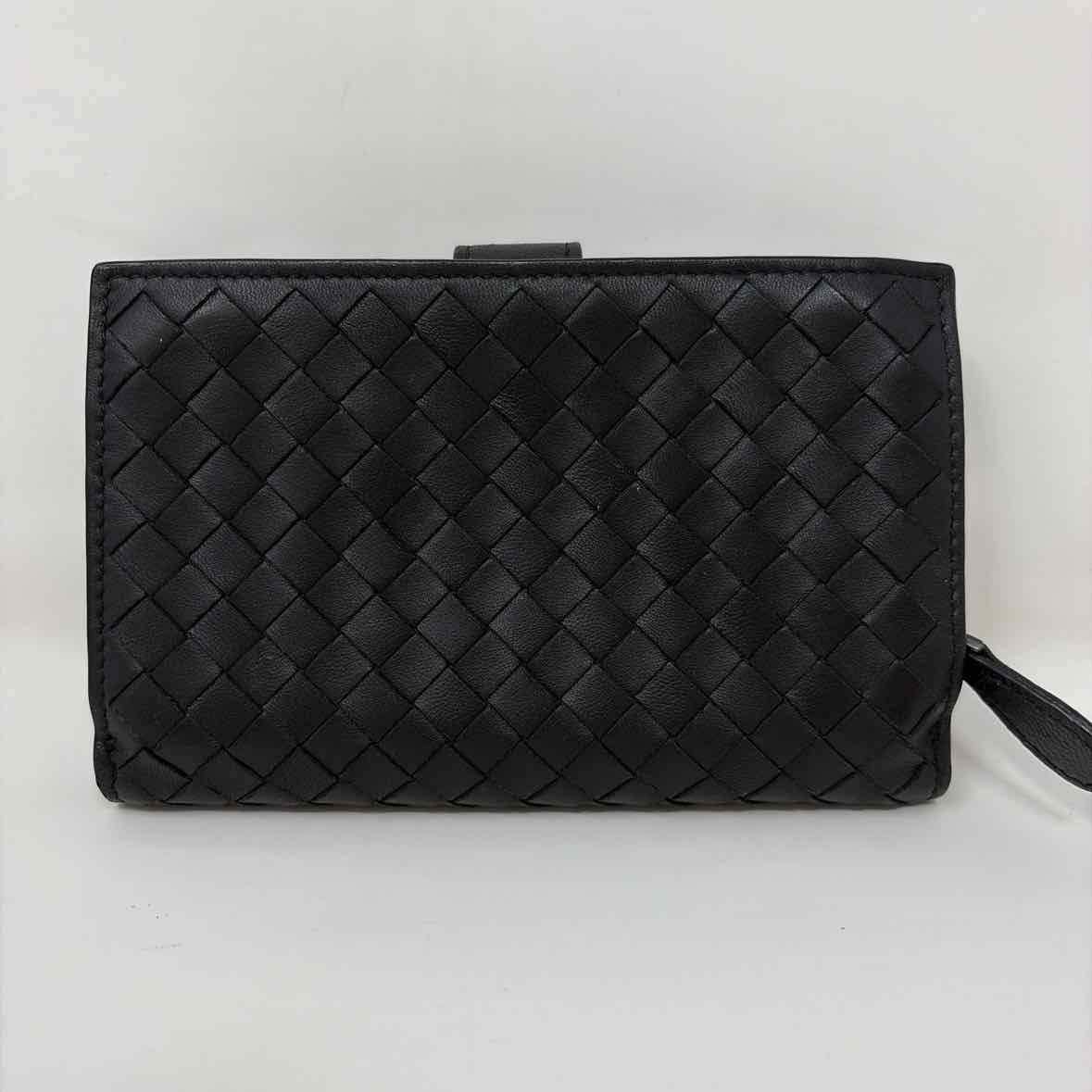Pre-Owned Bottega Veneta Black Leather Designer Wallet