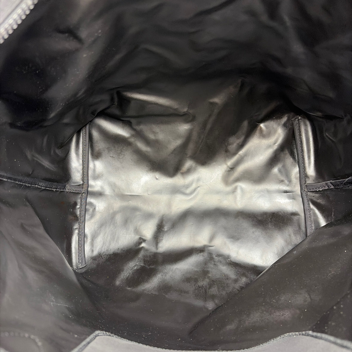 Pre-Owned Longchamp Black Nylon Handbag