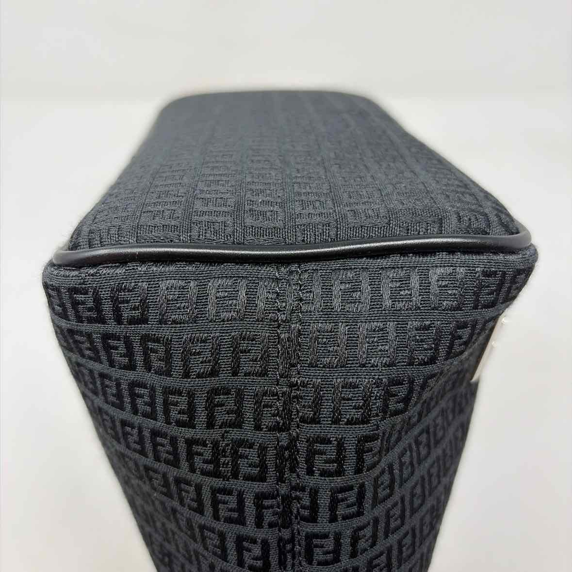 Pre-Owned Fendi Black Fabric Designer Handbag