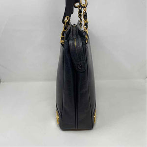 Pre-Owned Chanel Black Leather Designer Handbag