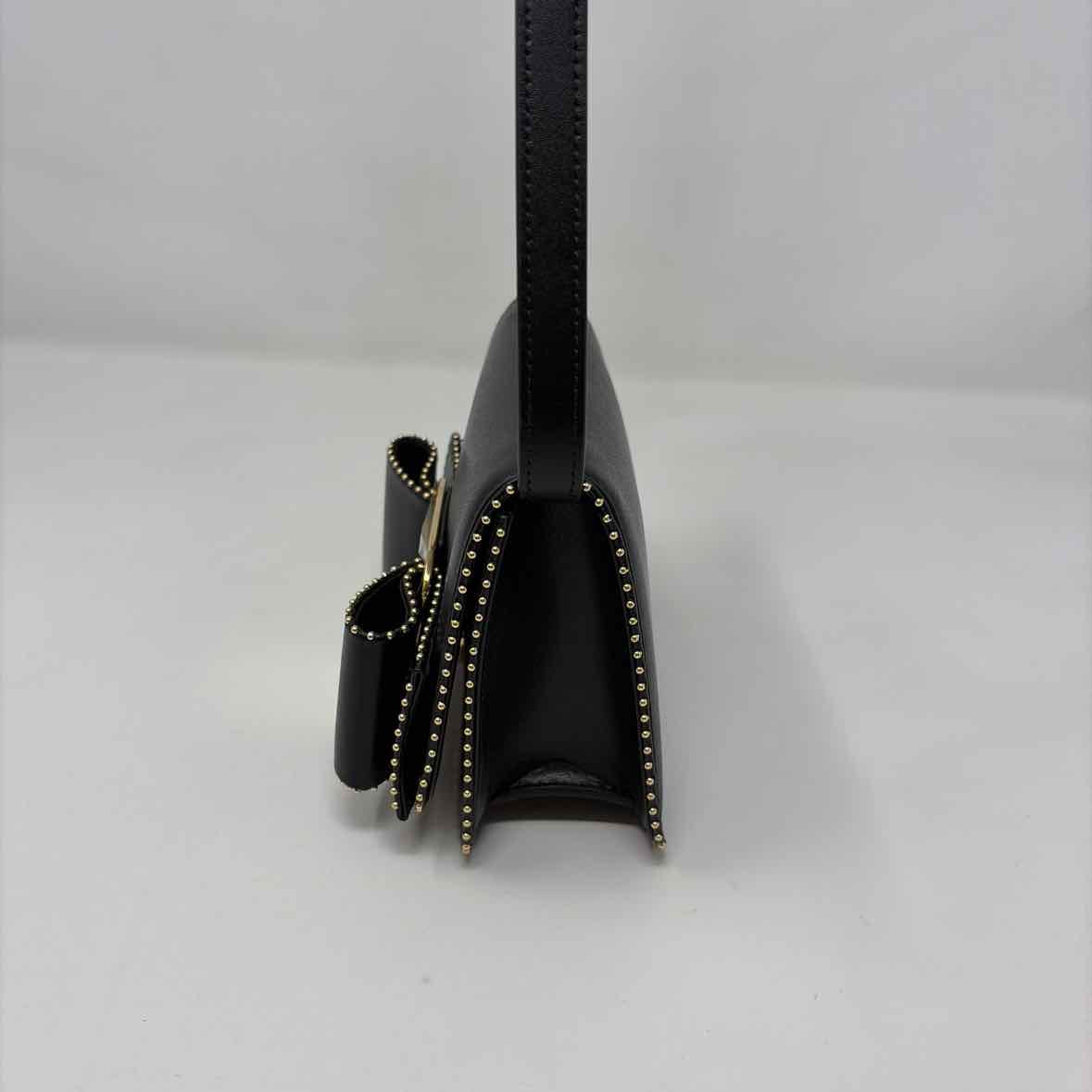 Pre-Owned Ferragamo Black Leather Designer Handbag
