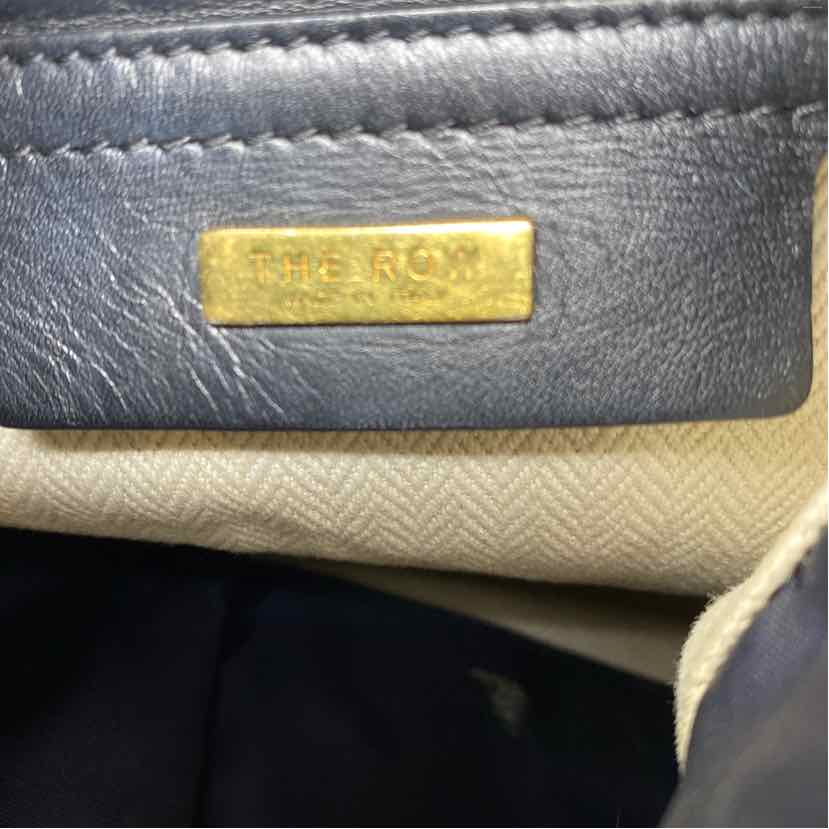 Pre-Owned The Row Navy Nylon Designer Handbag