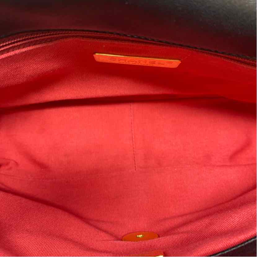 Pre-Owned Chanel Black Leather Designer Handbag