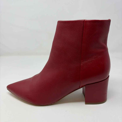 Pre-Owned Shoe Size 9 Marc Fisher Red Booties