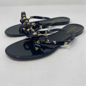 Pre-Owned Valentino Black Plastic Shoe Size 6.5 Designer Shoes