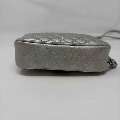 Pre-Owned Gucci Silver Leather Designer Handbag