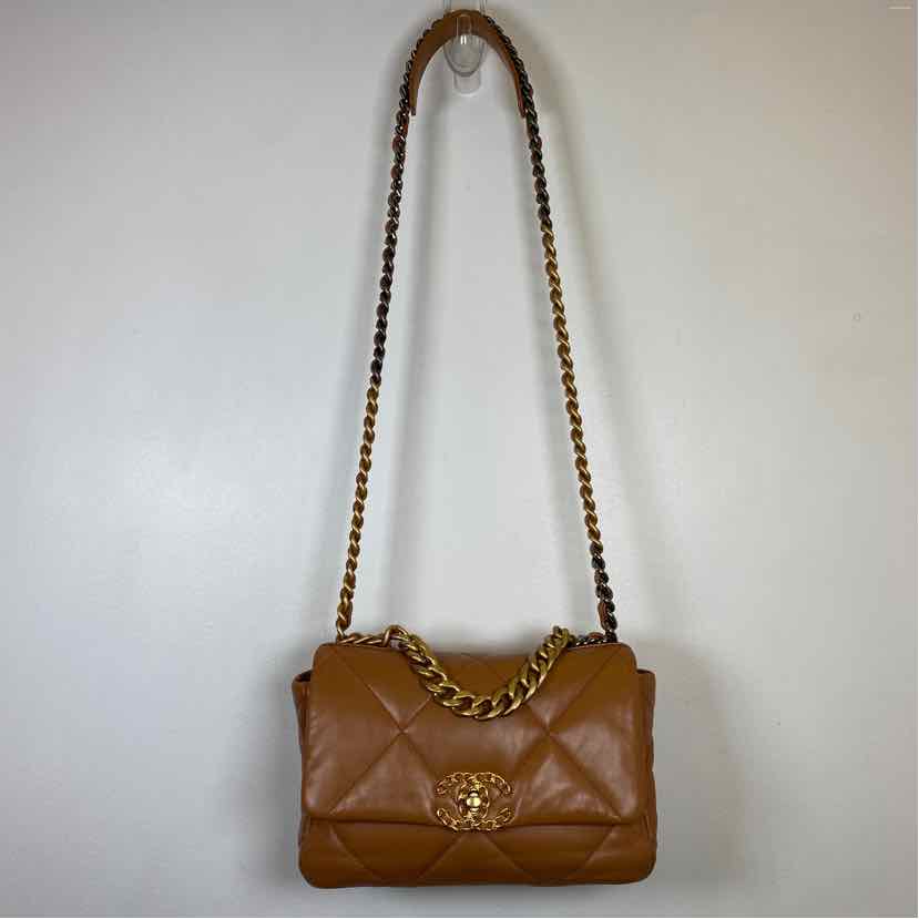 Pre-Owned Chanel Cognac Leather Designer Handbag