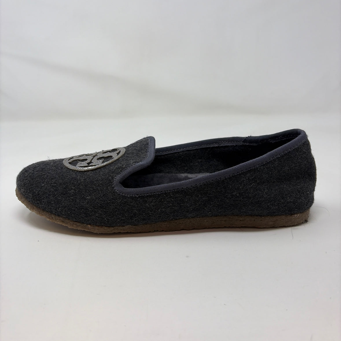 Pre-Owned Shoe Size 9 Tory Burch Grey Loafer