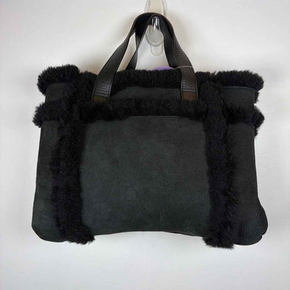 Pre-Owned UGG Black Leather Handbag