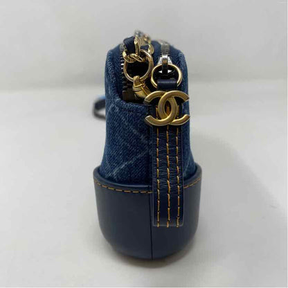 Pre-Owned Chanel Denim Denim Designer Handbag