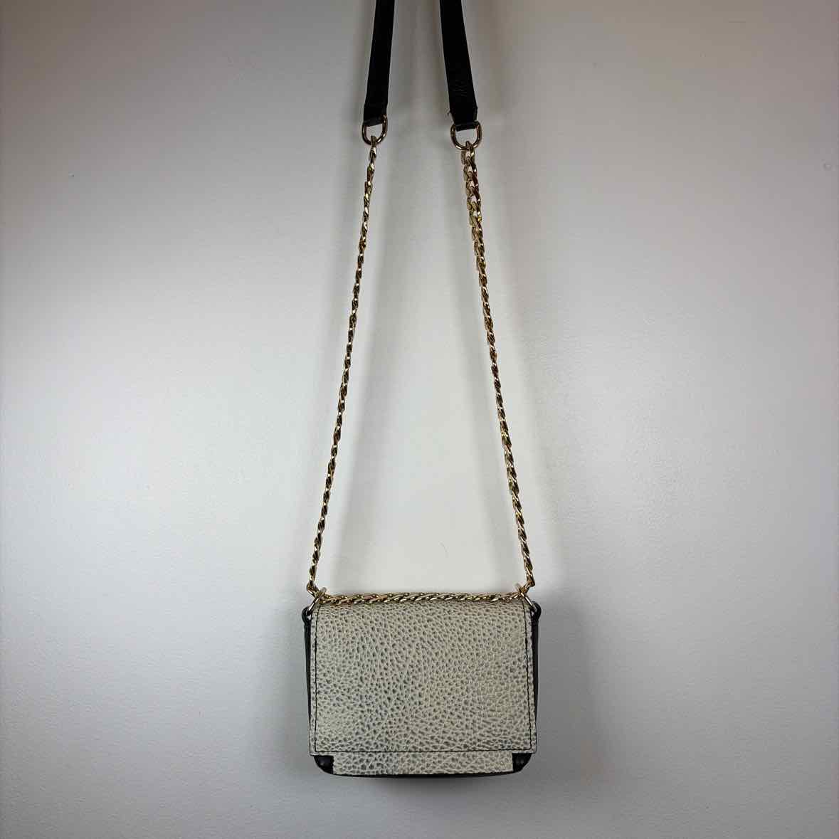 Pre-Owned Pour la Victoire Black Multi Leather Handbag