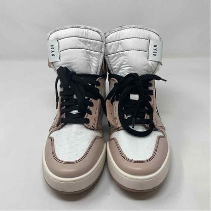 Pre-Owned Shoe Size 9.5 Steve Madden Pink Sneaker