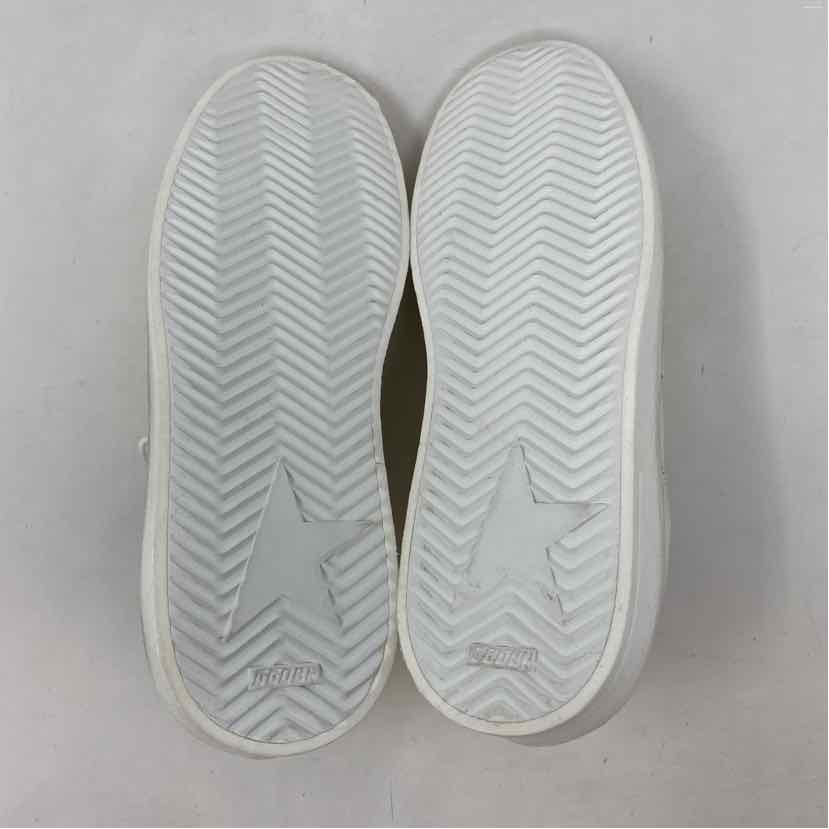 Pre-Owned Golden Goose White Leather Shoe Size 6.5 Designer Shoes