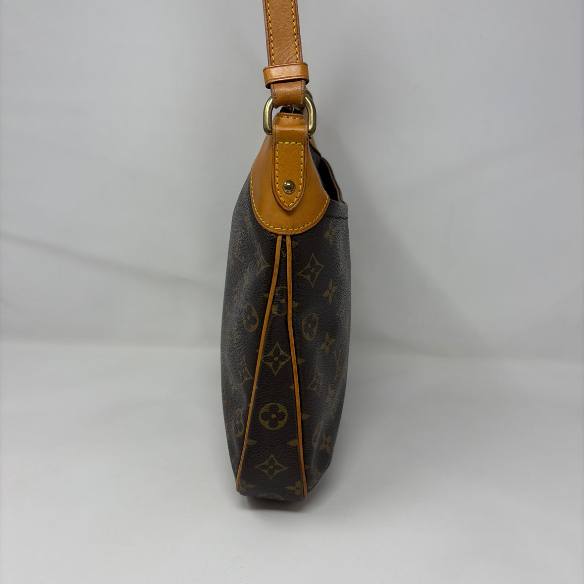 Pre-Owned Louis Vuitton Monogram Canvas Designer Handbag