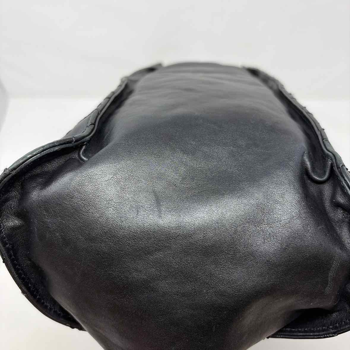 Pre-Owned Chanel Black Leather Designer Handbag