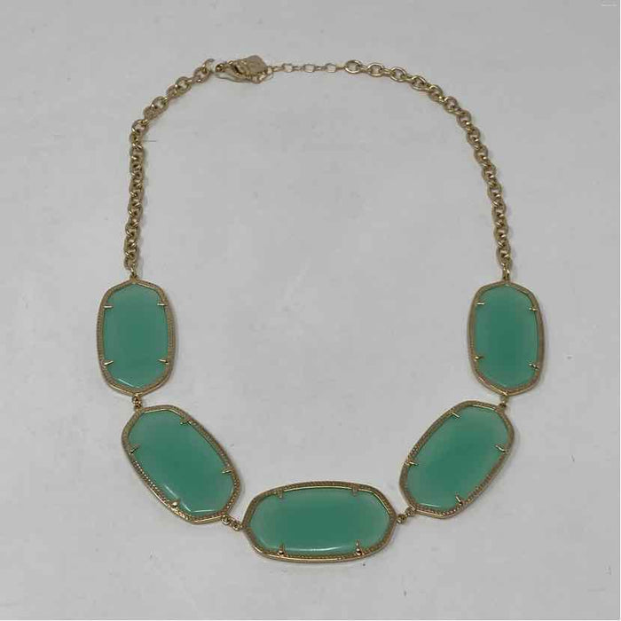 Pre-Owned Kendra Scott Green Necklace