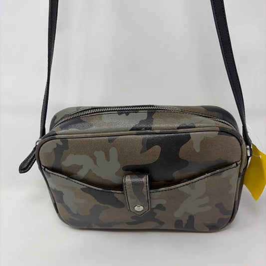 Pre-Owned Gili Camo Leather Handbag