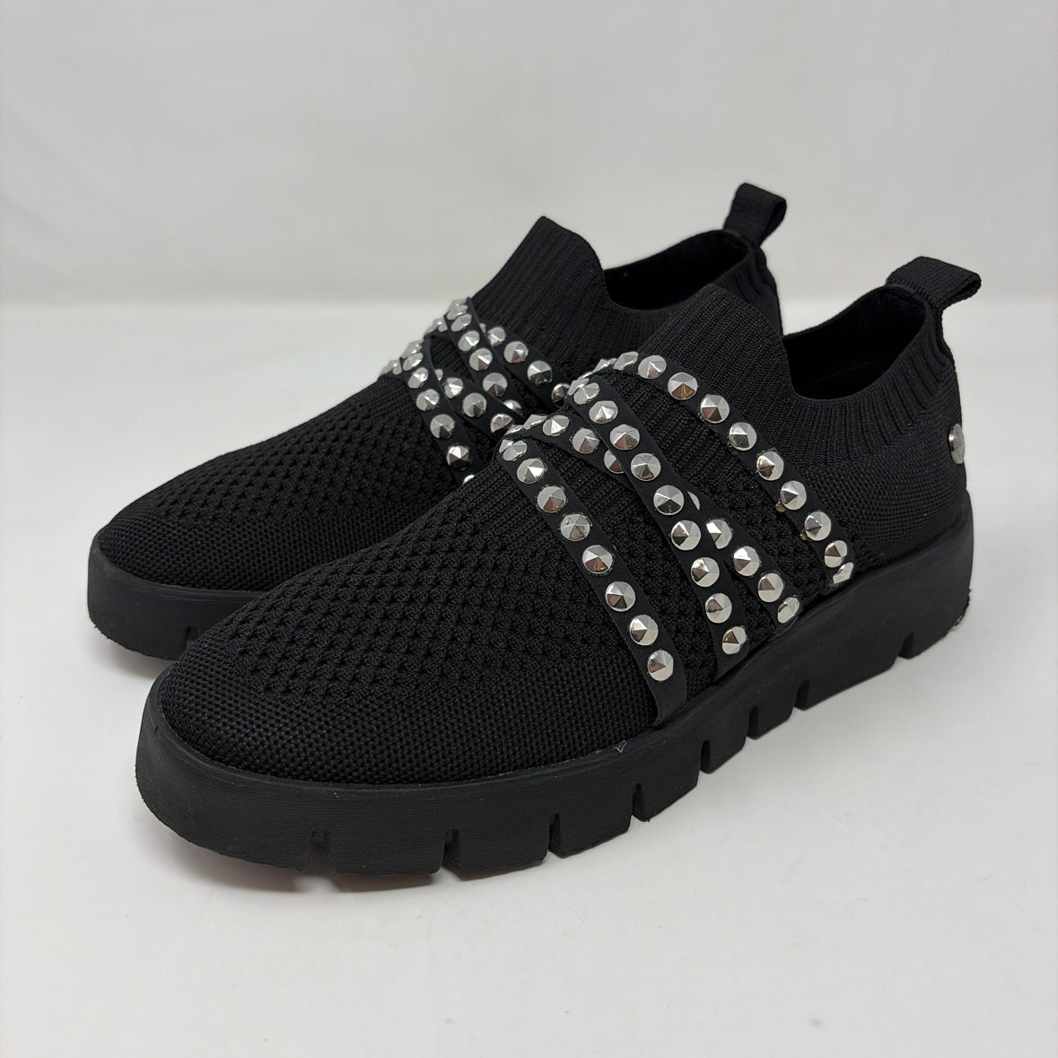 Pre-Owned Shoe Size 7.5 Bernie Mev Black Sneaker
