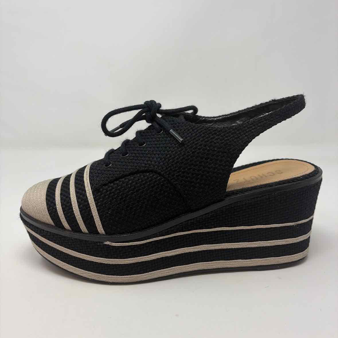 Pre-Owned Shoe Size 9 Schutz Black/White Wedge