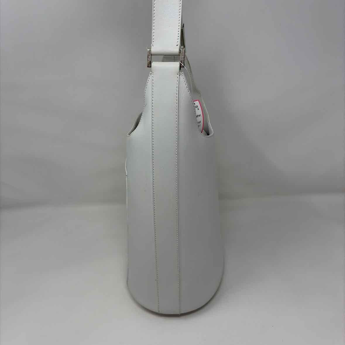 Pre-Owned Salvatore Ferragamo White Leather Designer Handbag