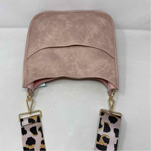 Pre-Owned Ahdorned Pink faux leather Handbag