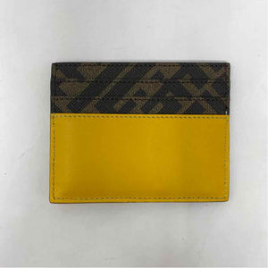 Pre-Owned Fendi Yellow Canvas Designer Wallet