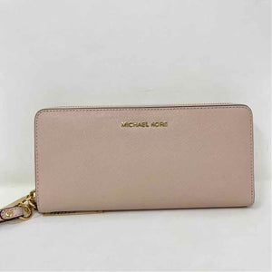 Pre-Owned Michael Kors Pink Canvas Wallet