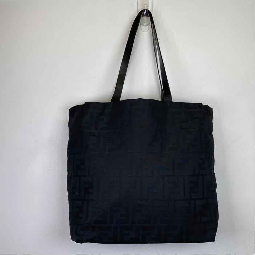 Pre-Owned Fendi Black Nylon Designer Handbag