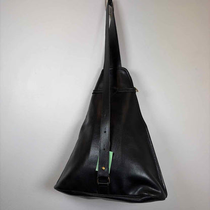 Pre-Owned Longchamp Black Leather Handbag