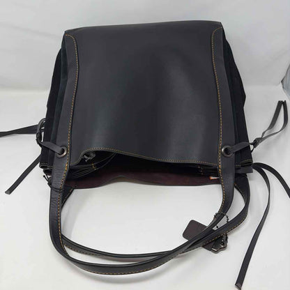 Pre-Owned Coach Black Leather Handbag
