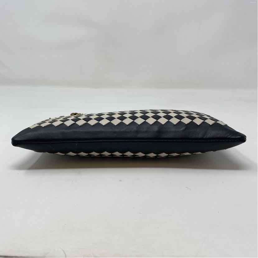 Pre-Owned Bottega Veneta Black/White Leather Designer Handbag