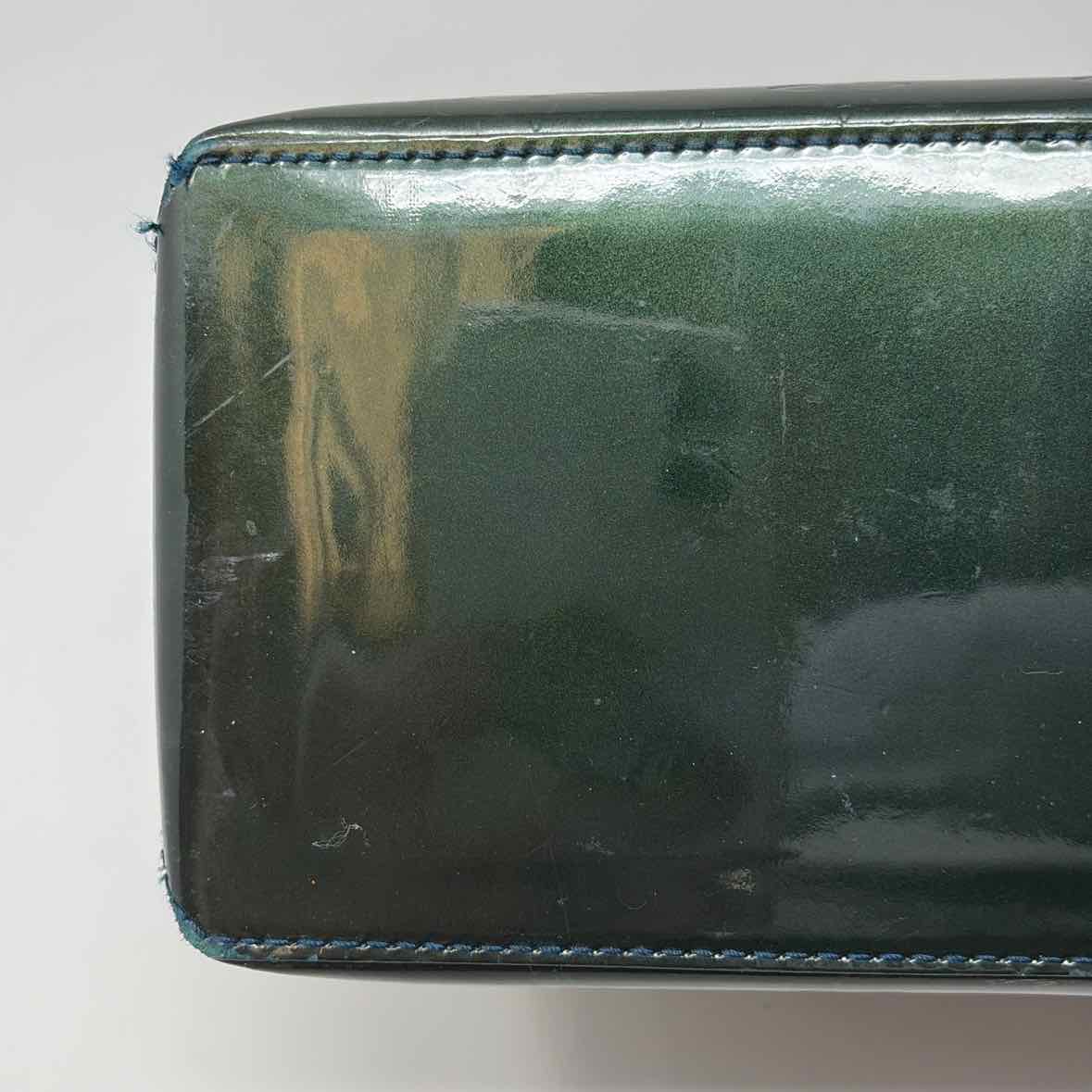 Pre-Owned Louis Vuitton Green Patent Designer Handbag