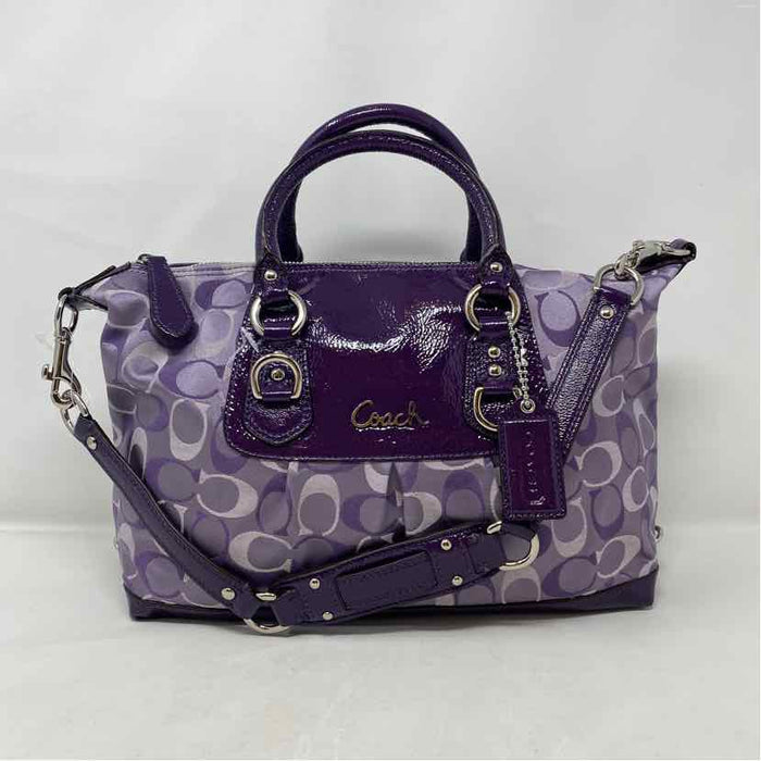 Pre-Owned Coach Purple Canvas Handbag