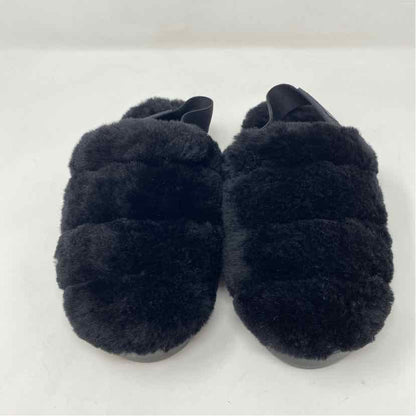 Pre-Owned Shoe Size 6 UGG Black Slipper
