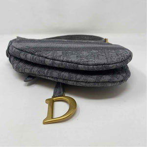 Pre-Owned Christian Dior Grey Canvas Designer Handbag