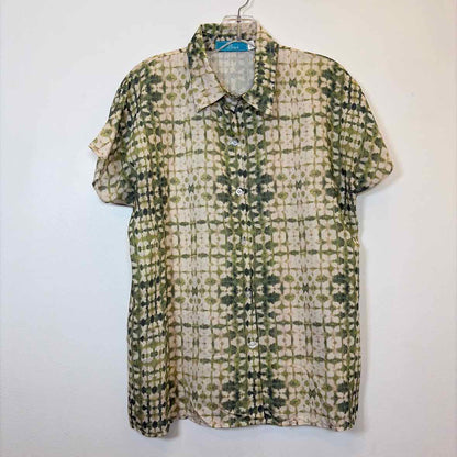 Pre-Owned Size S/M KBeach Green Print Top