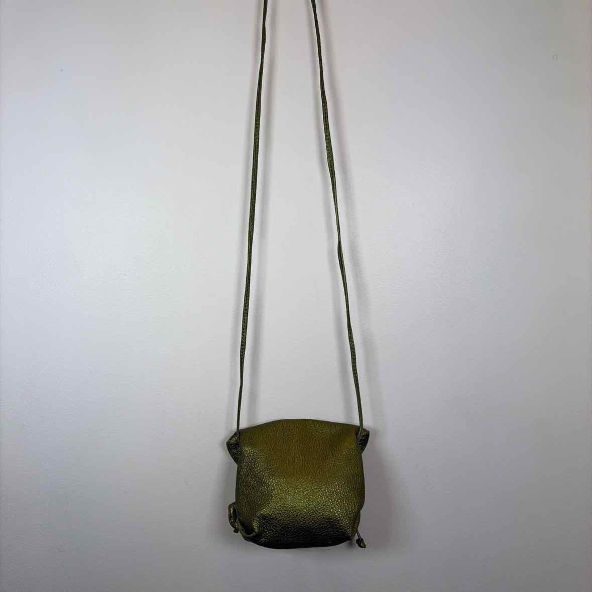Pre-Owned Carlos Falchi Green Leather Handbag