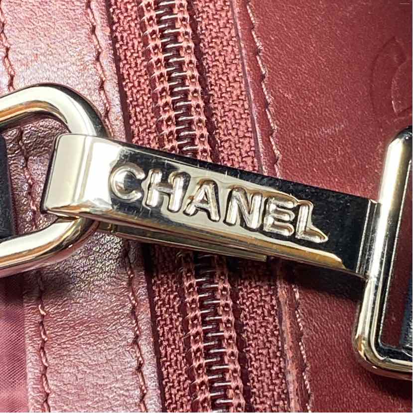 Pre-Owned Chanel Black Nylon Designer Handbag