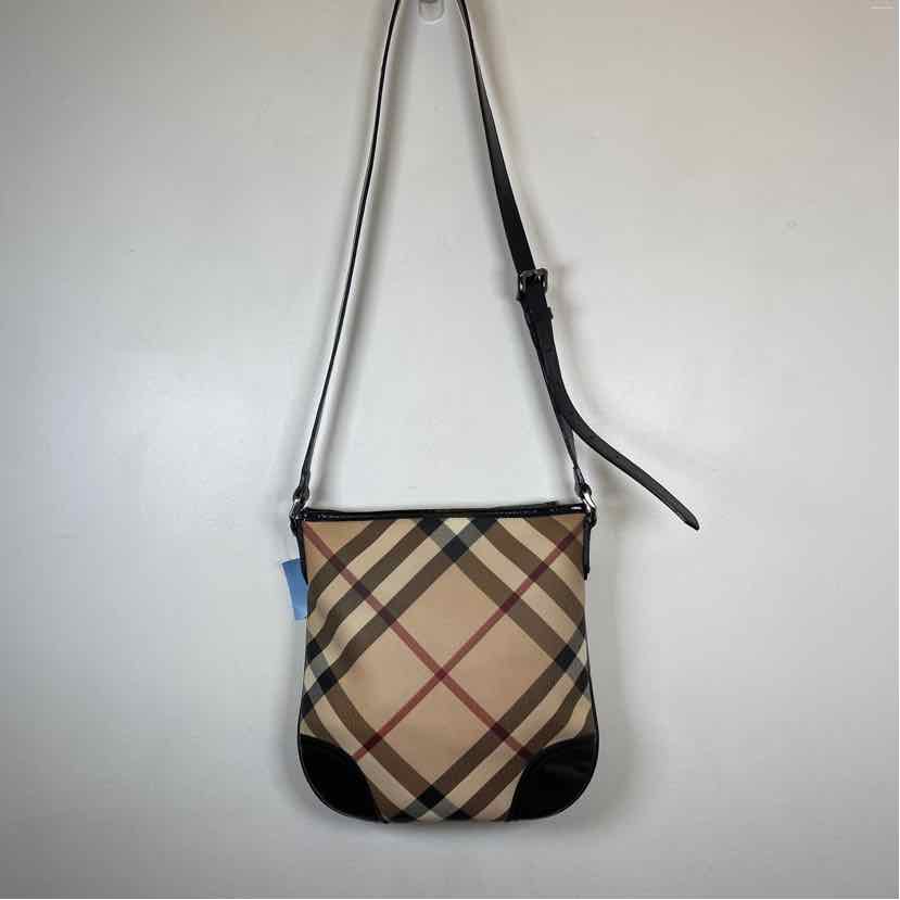 Pre-Owned Burberry Plaid Canvas Designer Handbag