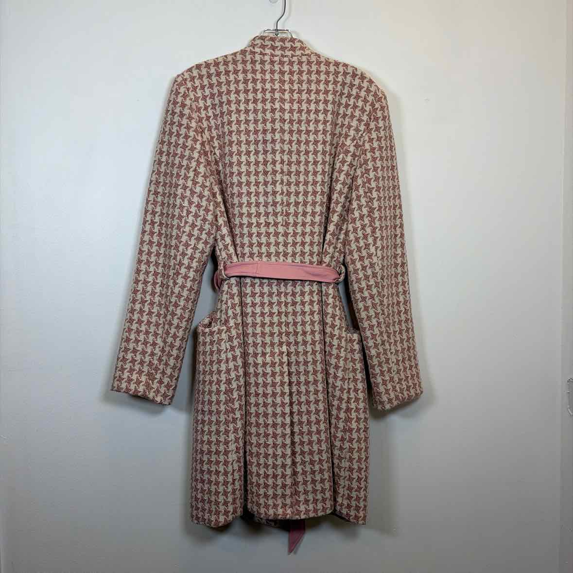 Pre-Owned Size 12/L beth bowley Pink/White Jacket