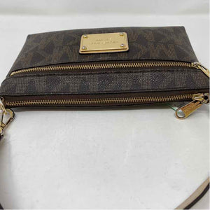 Pre-Owned Michael Kors Brown Canvas Handbag