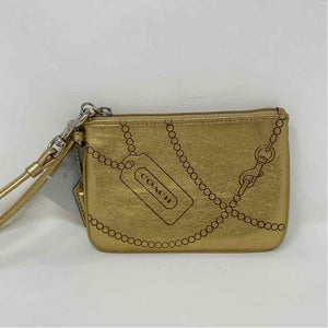 Pre-Owned Coach Gold Leather Wristlet