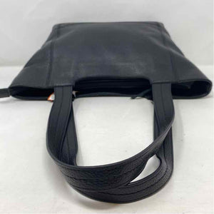 Pre-Owned The Sak Black Leather Handbag