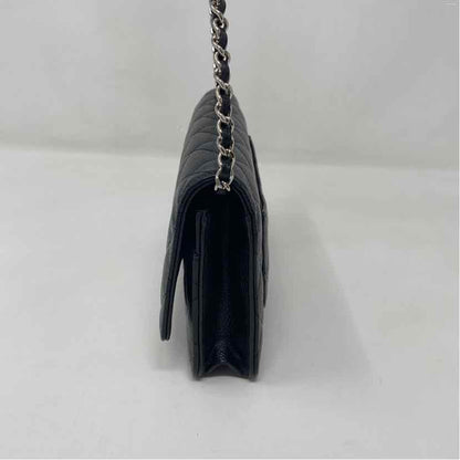 Pre-Owned Chanel Black Leather Designer Handbag