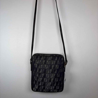 Pre-Owned Fendi Denim Canvas Designer Handbag