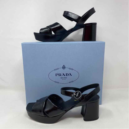 Pre-Owned Prada Black Patent Shoe Size 10.5 Designer Shoes
